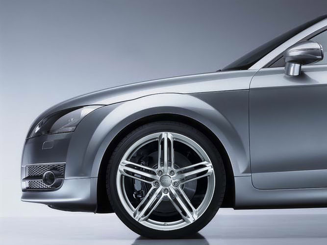 5-eget segmentdesign (9J x 19"), Audi Sport